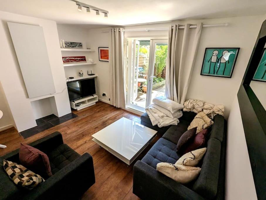 Appartement Charming 2-Bed Garden Flat à Londres Extérieur photo