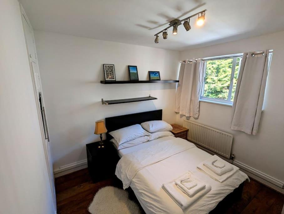 Appartement Charming 2-Bed Garden Flat à Londres Extérieur photo