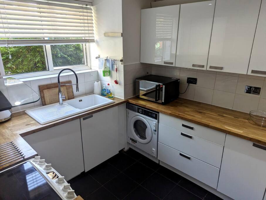 Appartement Charming 2-Bed Garden Flat à Londres Extérieur photo