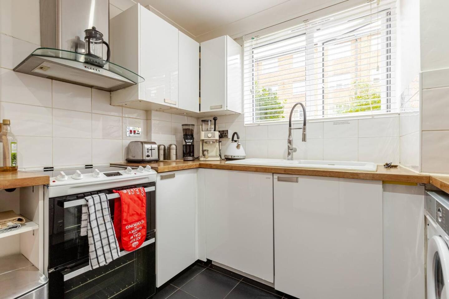 Appartement Charming 2-Bed Garden Flat à Londres Extérieur photo