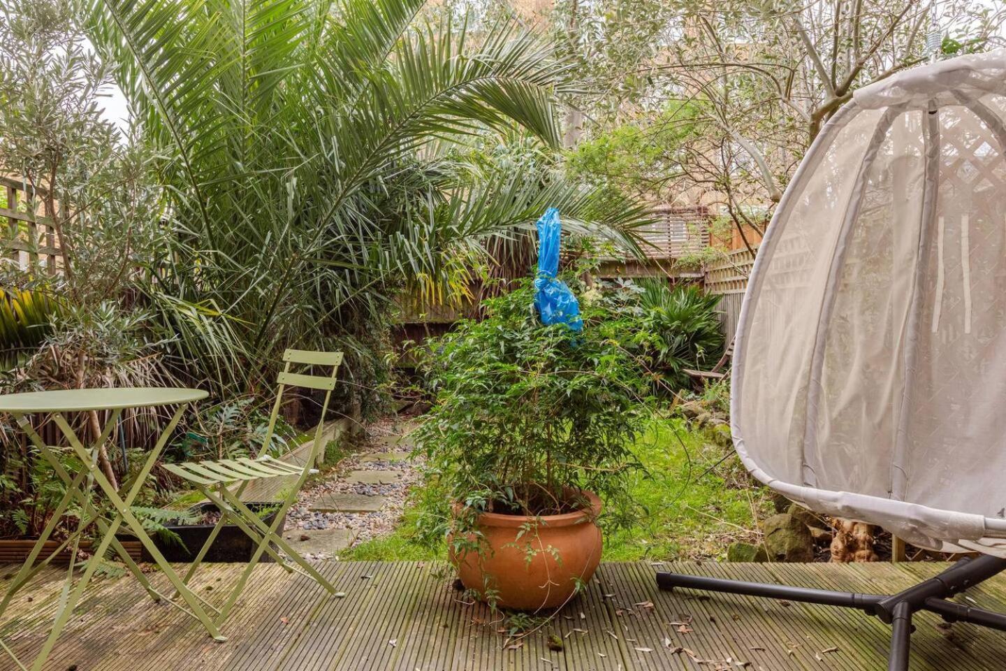 Appartement Charming 2-Bed Garden Flat à Londres Extérieur photo